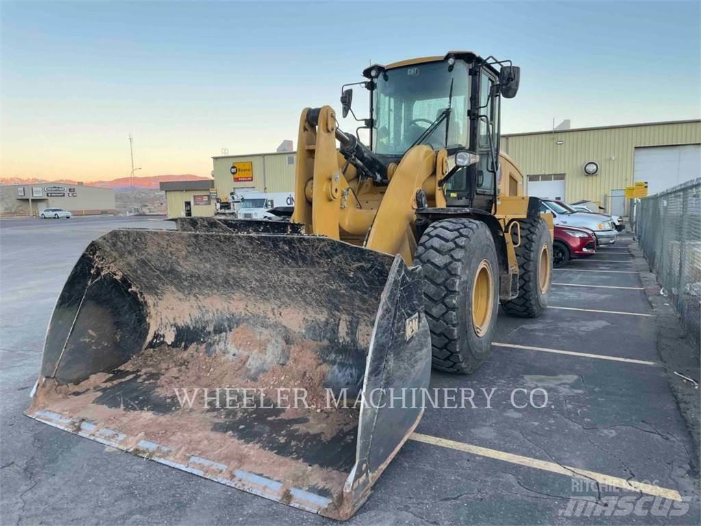 CAT 938M QC 輪胎式裝載機