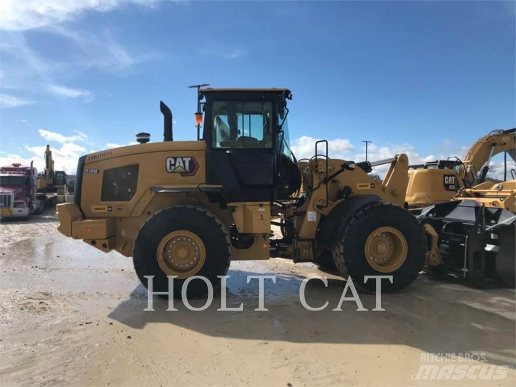CAT 938M QC 輪胎式裝載機