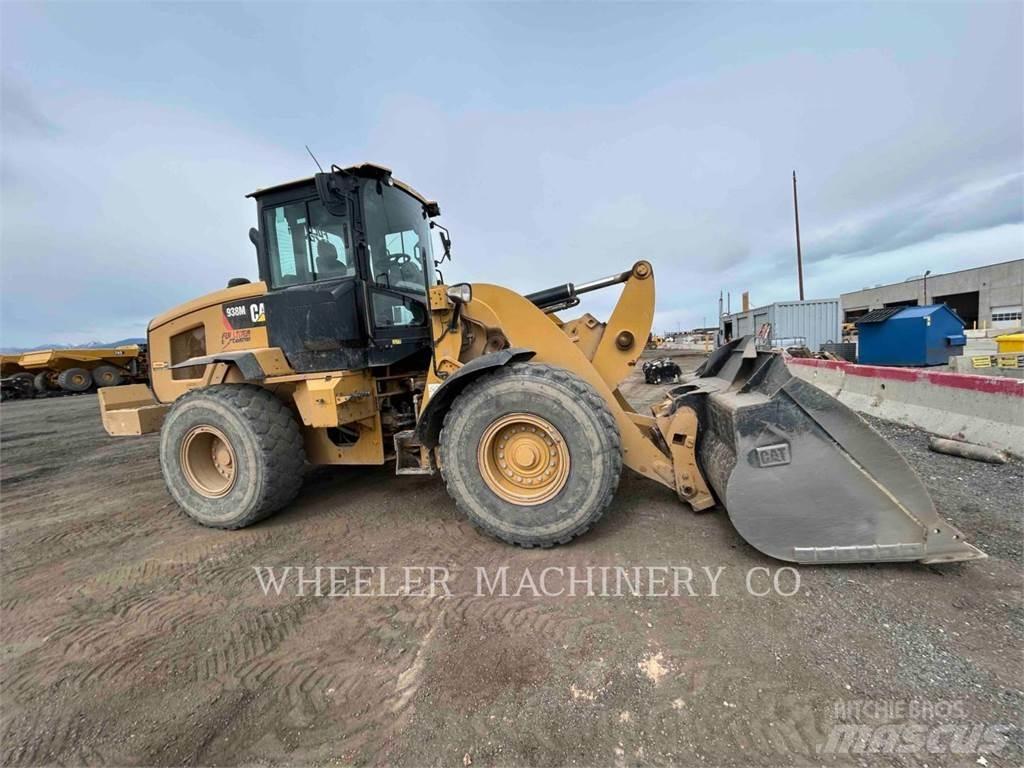 CAT 938M QC 輪胎式裝載機