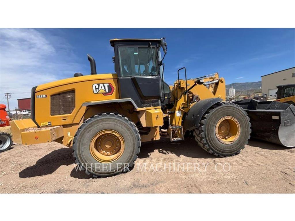 CAT 938M QC 輪胎式裝載機