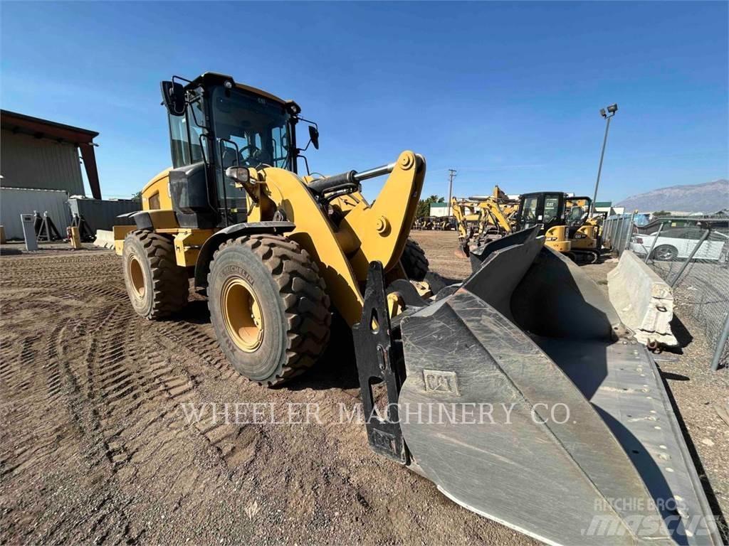CAT 938M QC 3V 輪胎式裝載機