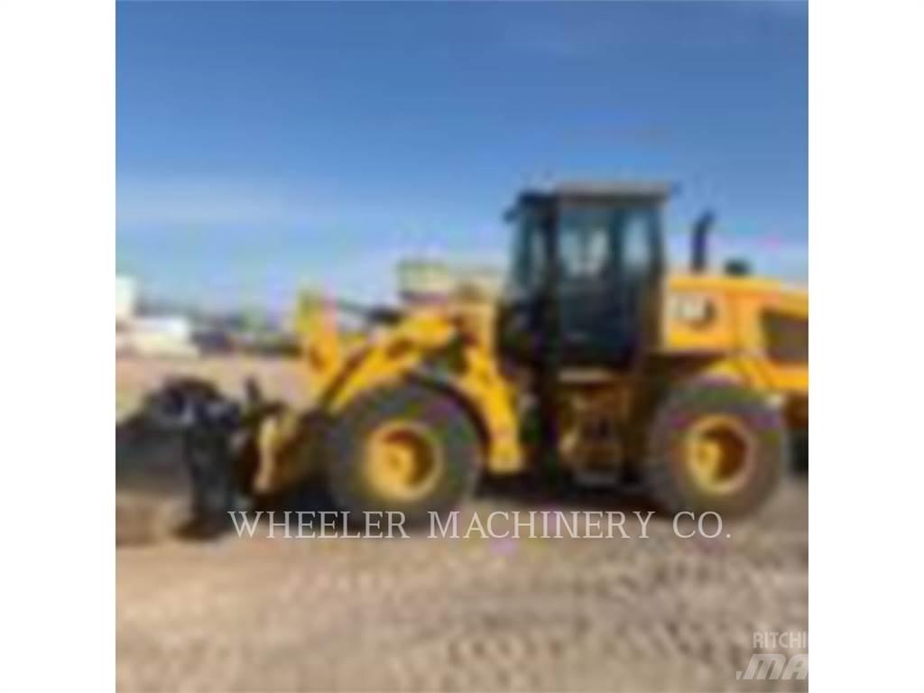 CAT 938M QC 3V 輪胎式裝載機