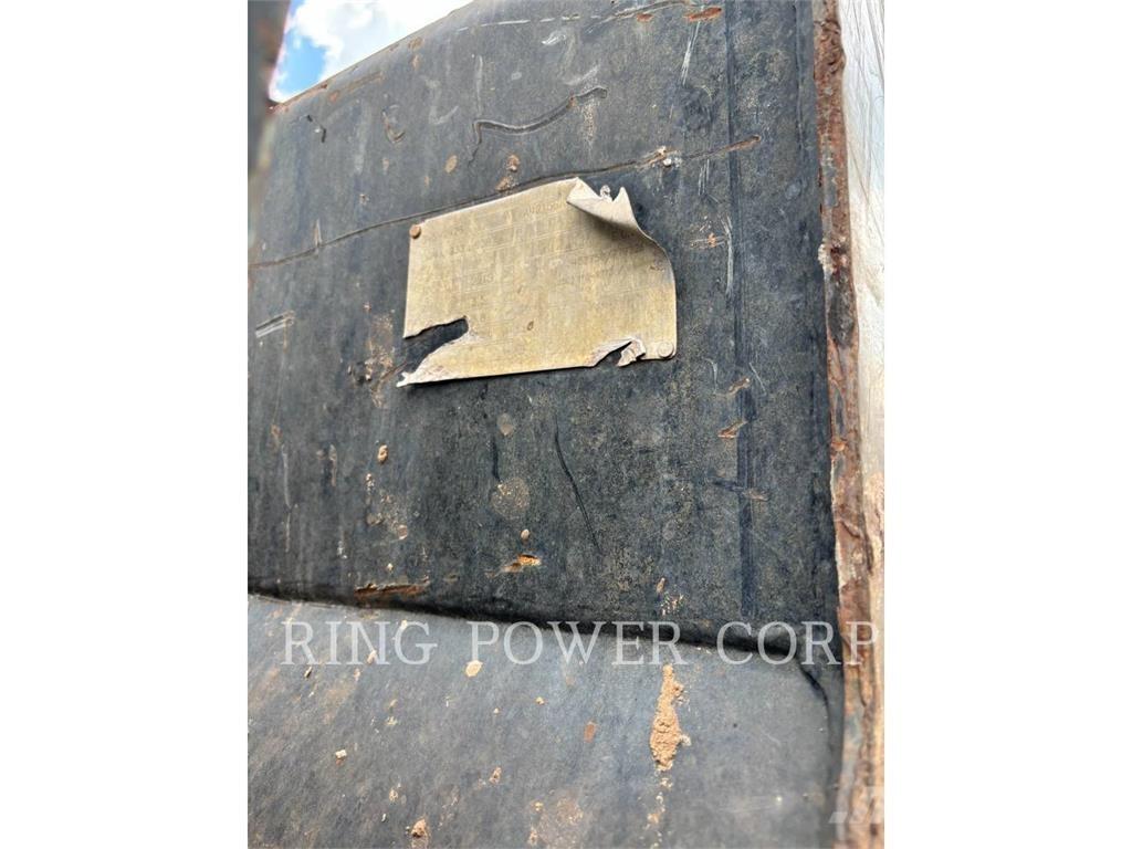 CAT 938MQC 輪胎式裝載機