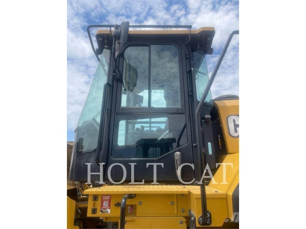 CAT 950 輪胎式裝載機