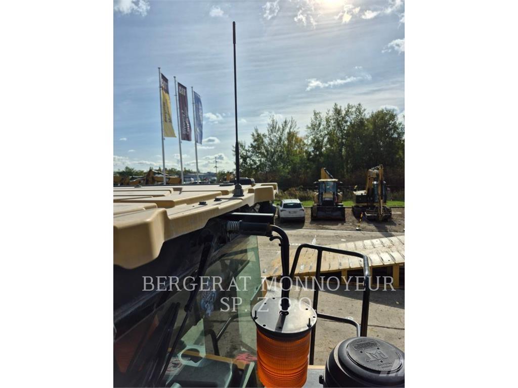 CAT 950 輪胎式裝載機