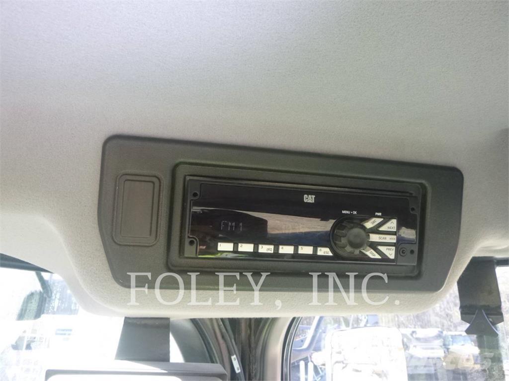 CAT 950 GC 輪胎式裝載機