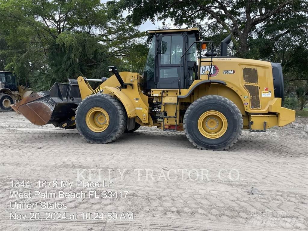 CAT 950 M 輪胎式裝載機