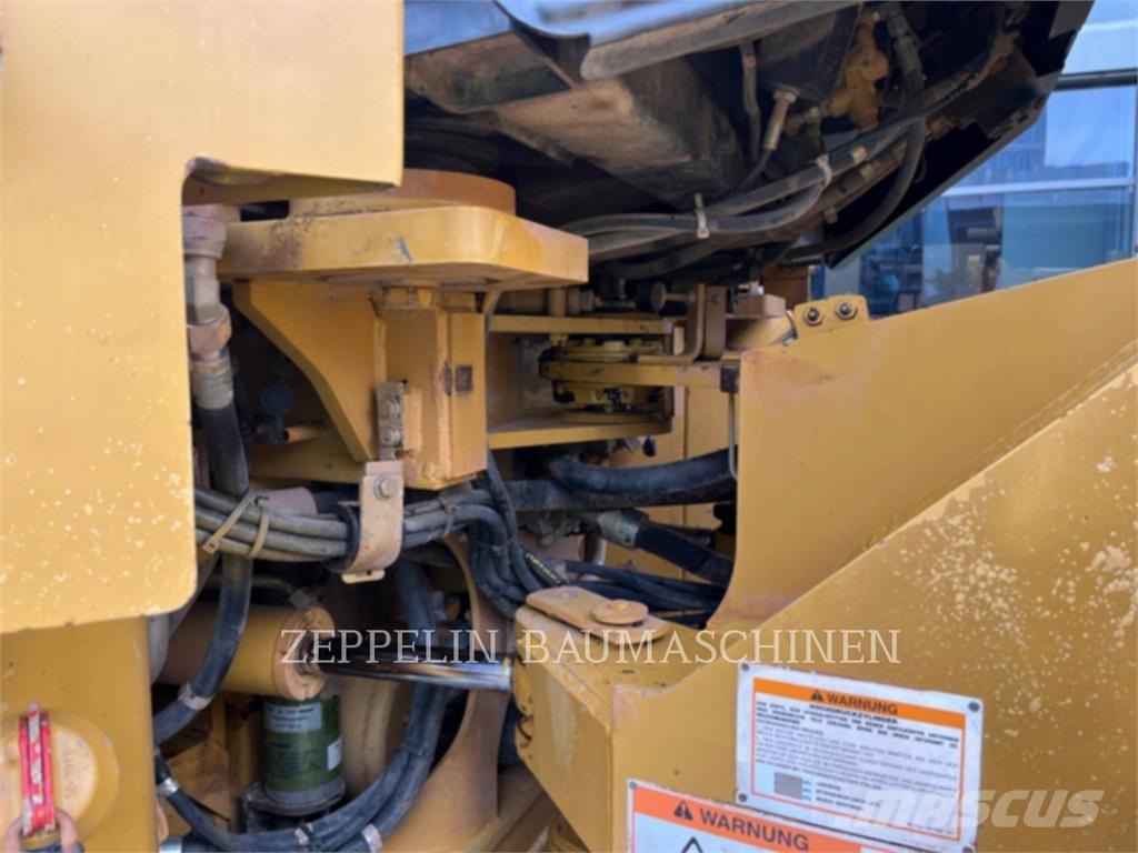 CAT 950G 輪胎式裝載機