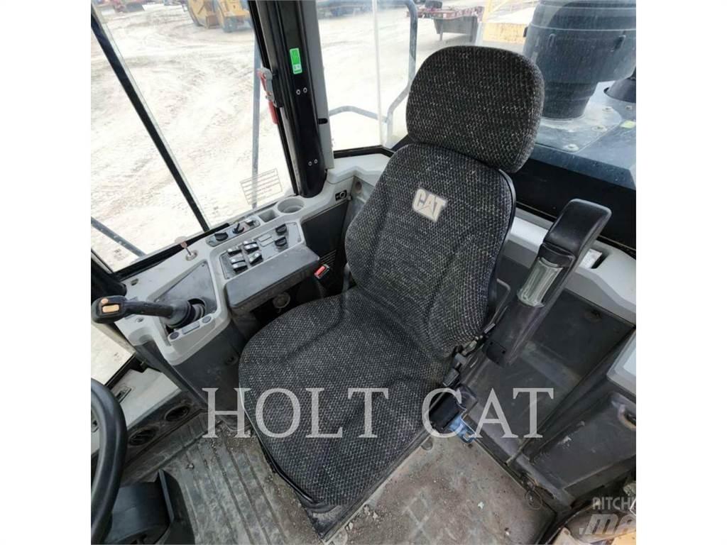CAT 950GC 輪胎式裝載機