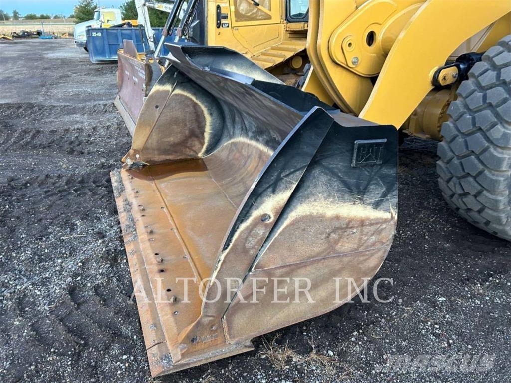 CAT 950GC 輪胎式裝載機