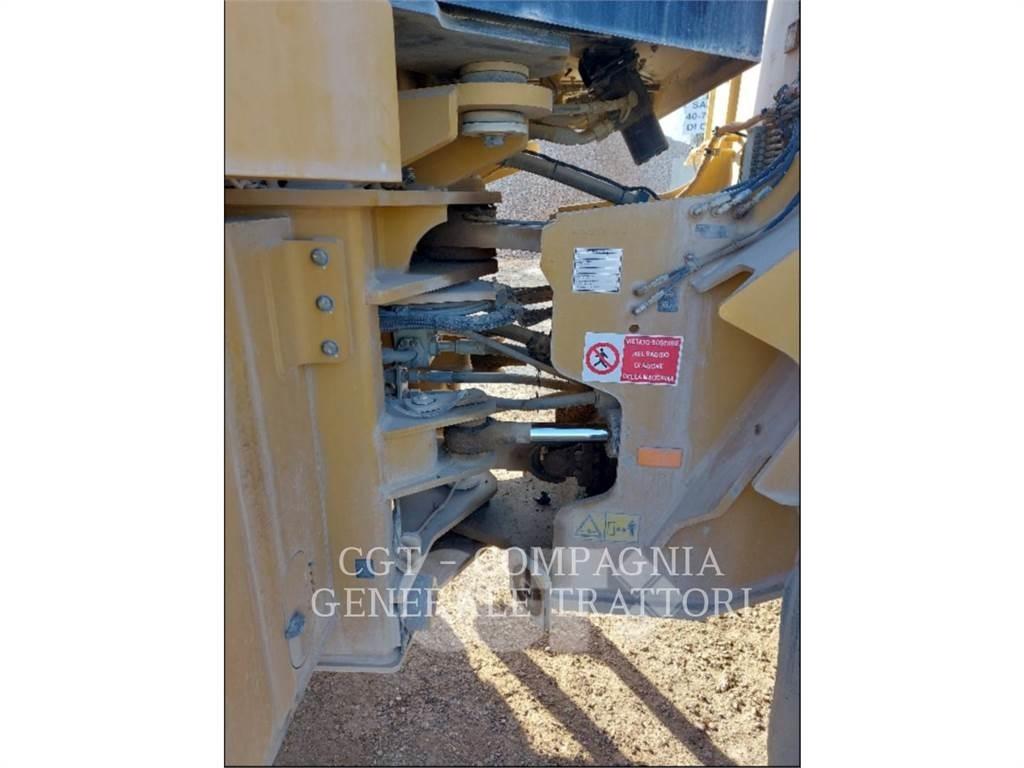 CAT 950GC 輪胎式裝載機