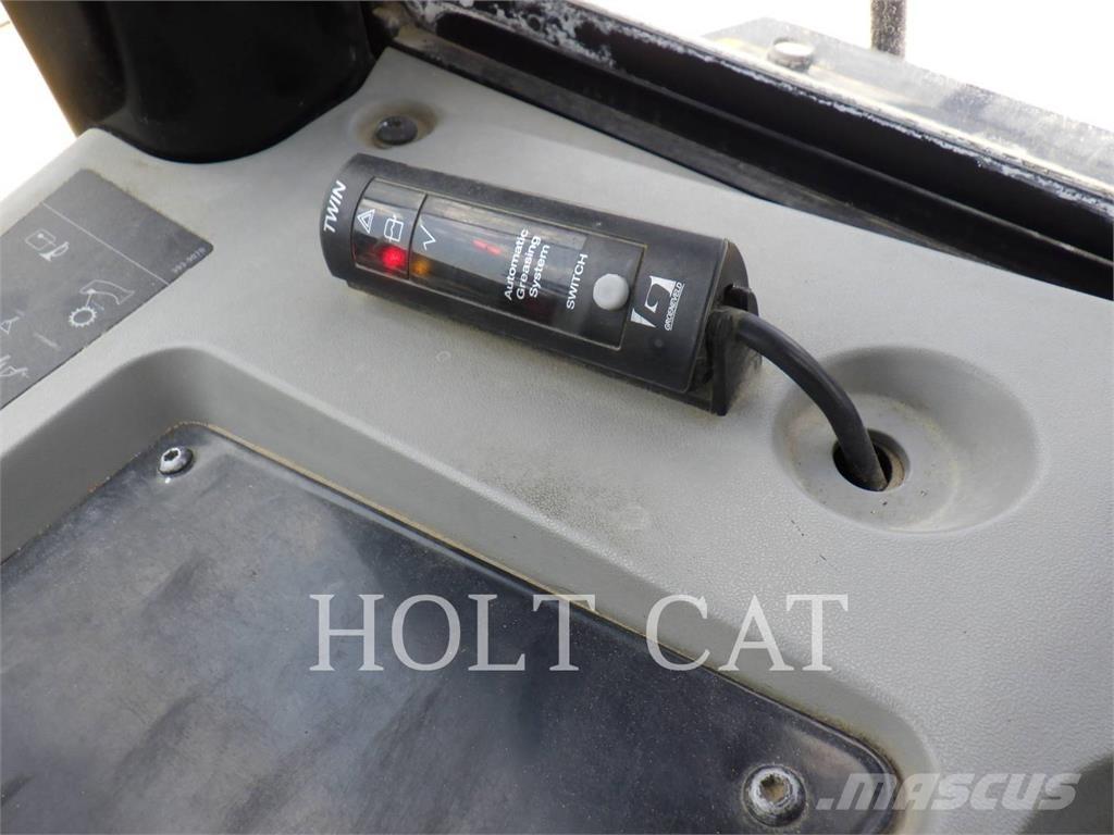 CAT 950GC 輪胎式裝載機