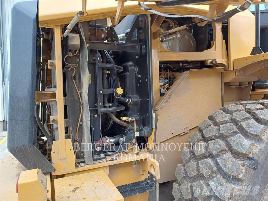 CAT 950GC 輪胎式裝載機