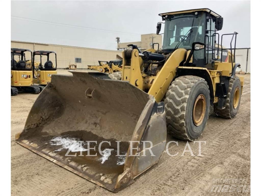 CAT 950M 輪胎式裝載機