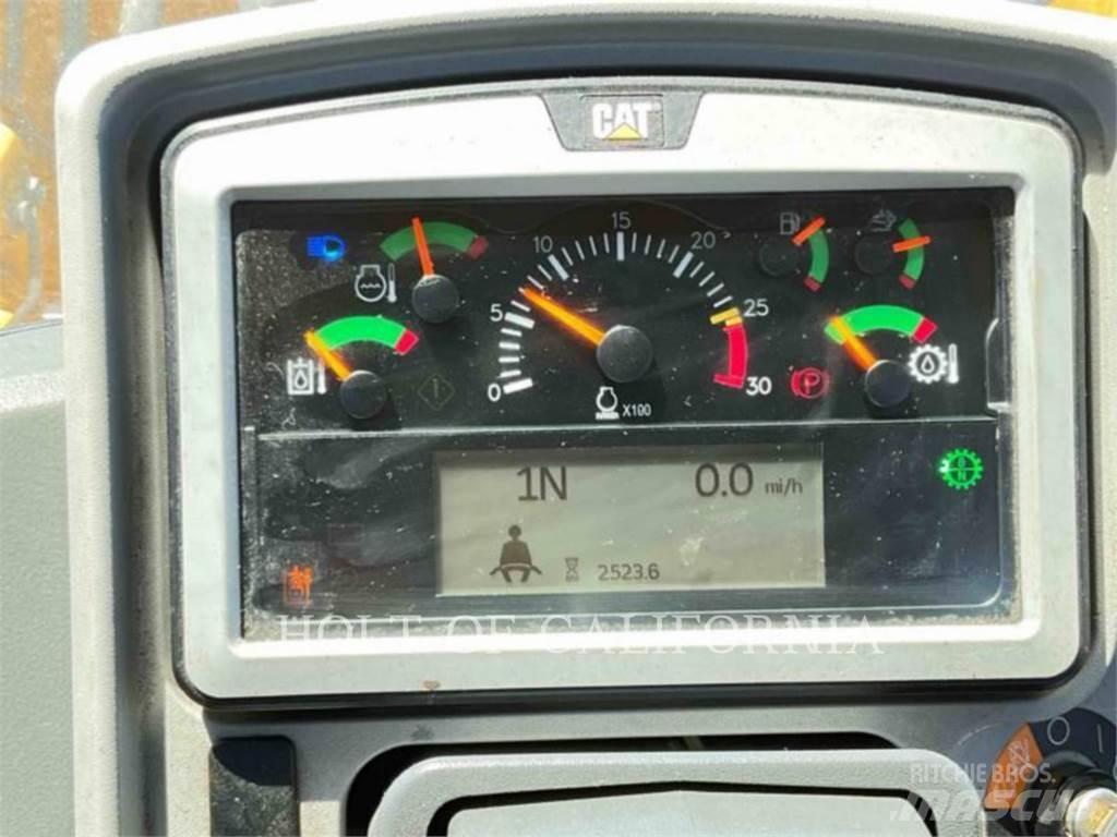 CAT 950M 輪胎式裝載機