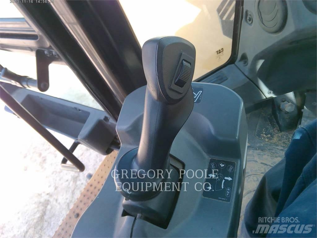 CAT 950M 輪胎式裝載機