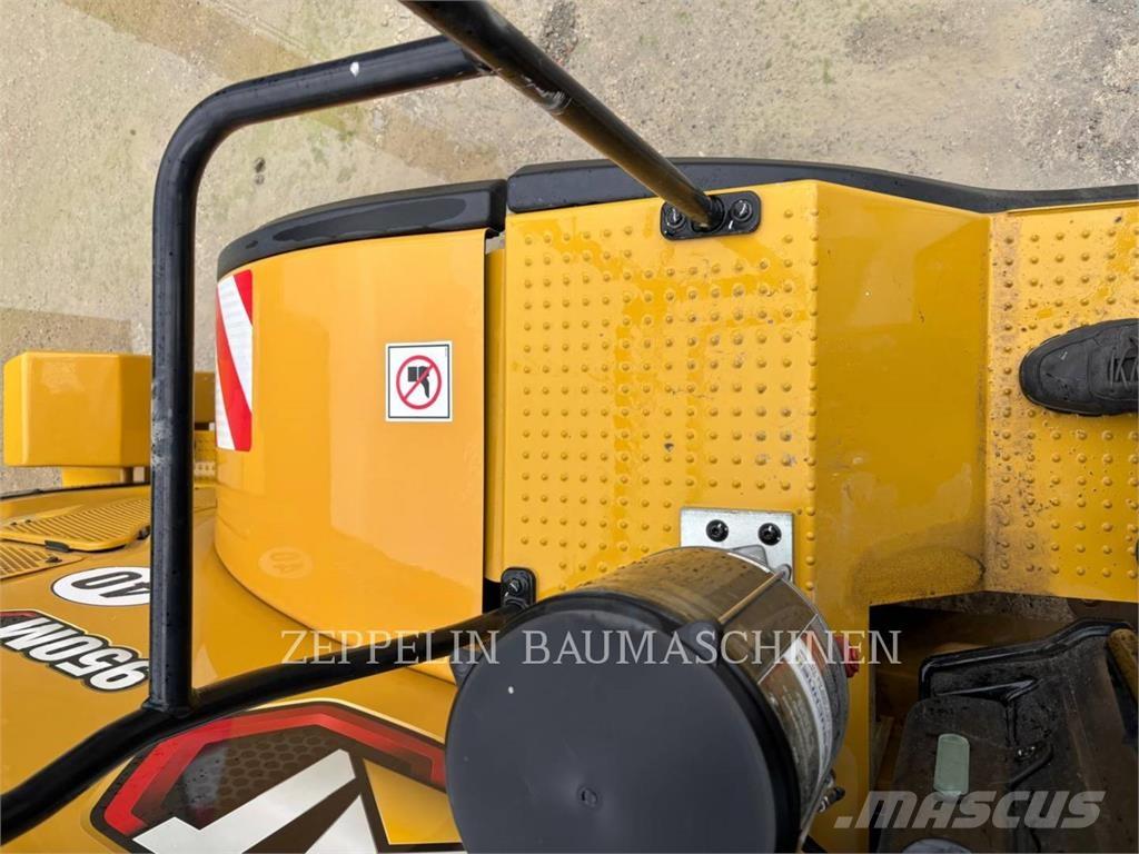 CAT 950M 輪胎式裝載機
