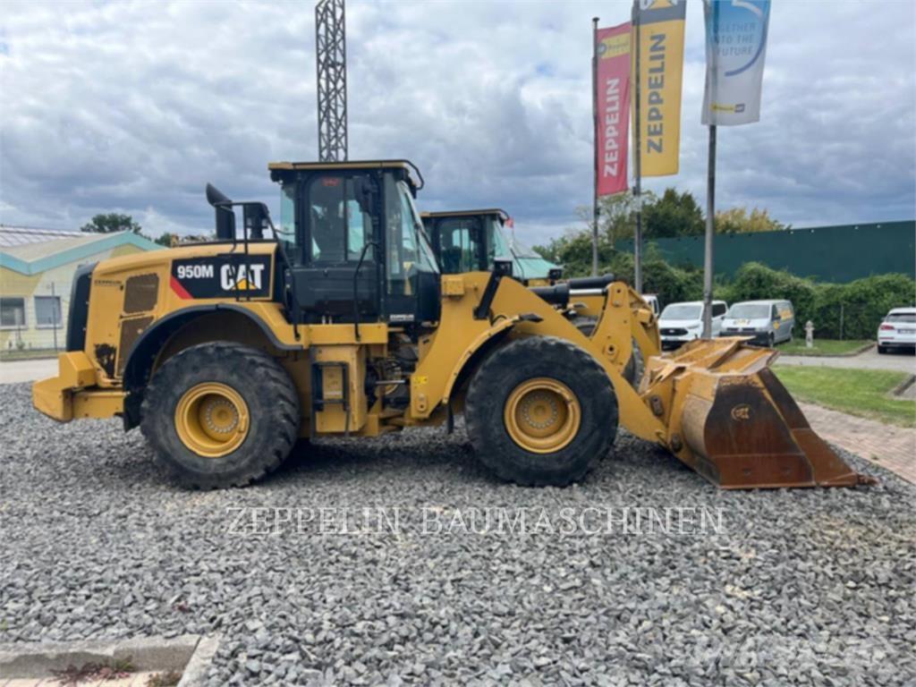 CAT 950M 輪胎式裝載機