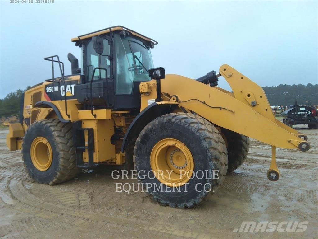 CAT 950M 輪胎式裝載機