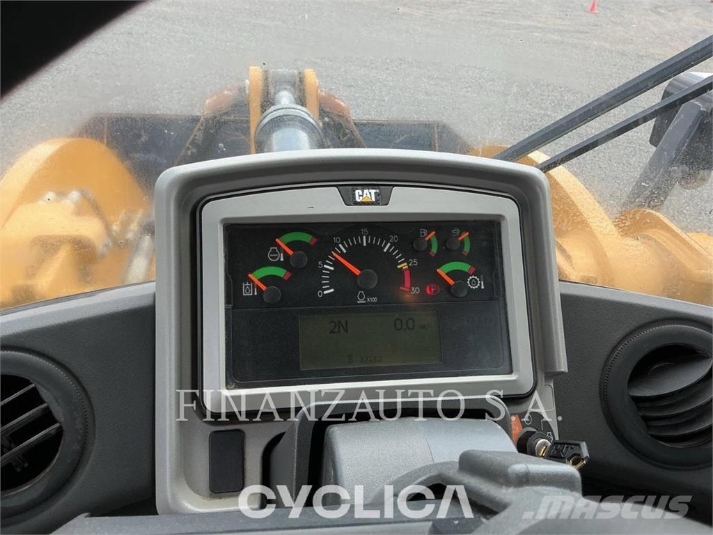 CAT 950M 輪胎式裝載機