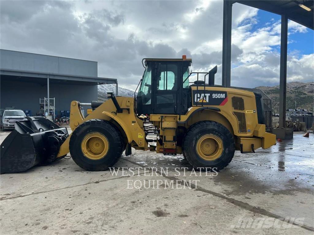 CAT 950M 輪胎式裝載機