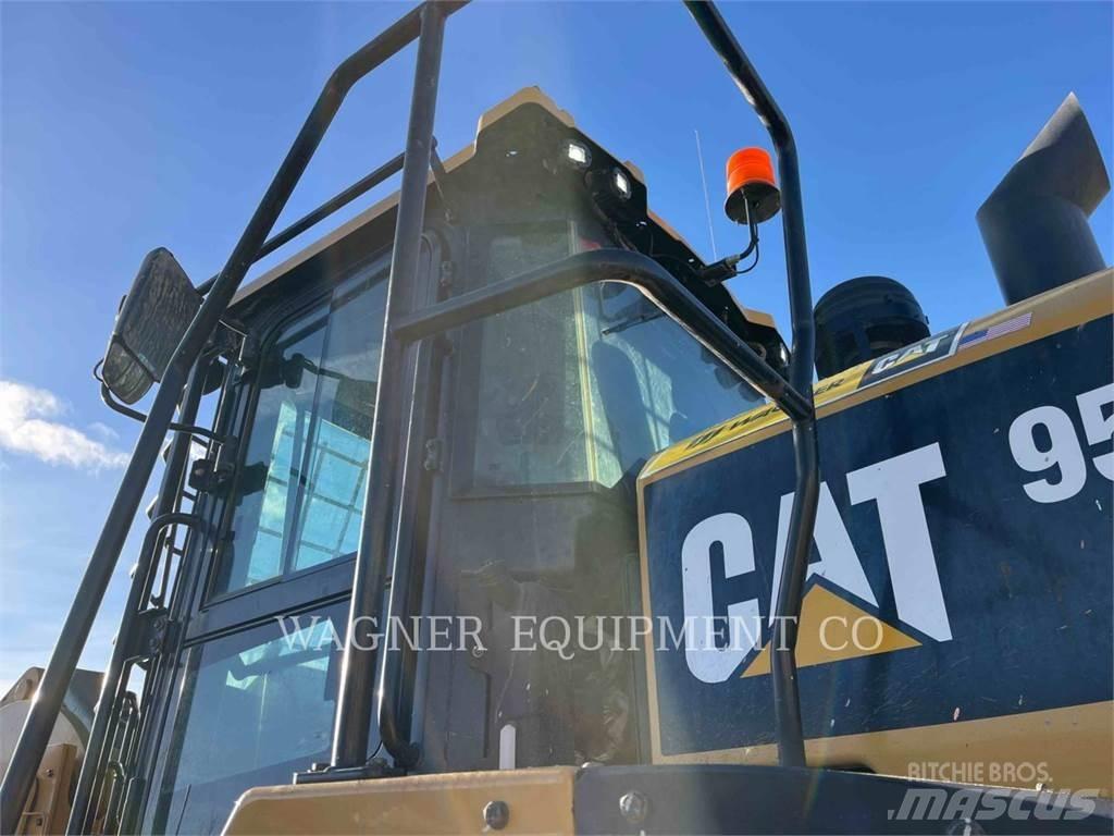 CAT 950M FC 輪胎式裝載機