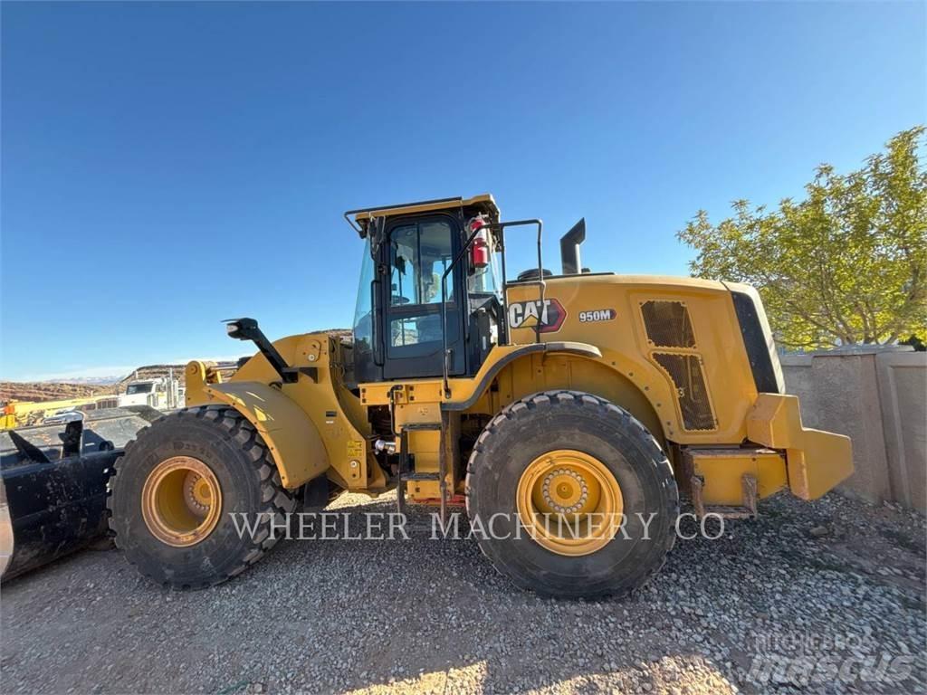 CAT 950M QC 輪胎式裝載機