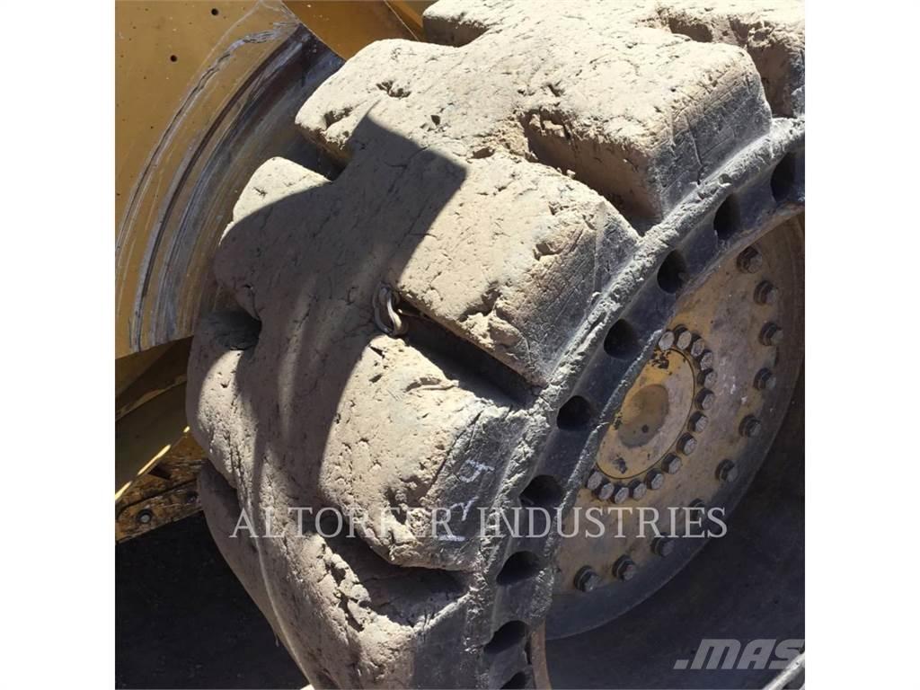 CAT 950M WH 輪胎式裝載機