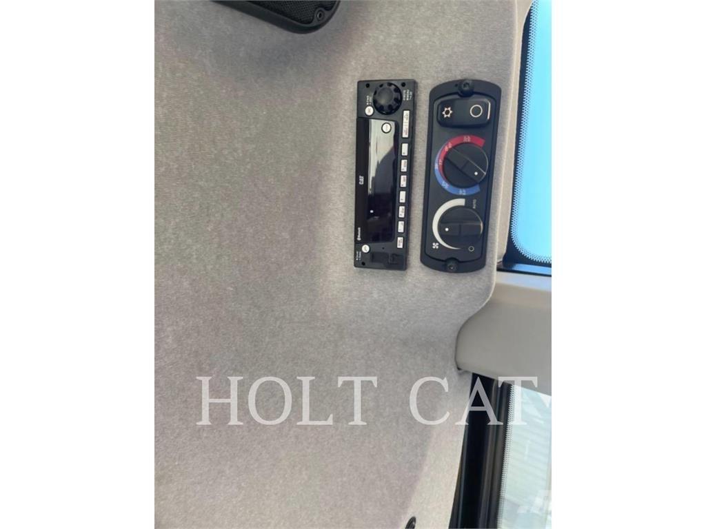 CAT 953 QC 推土機