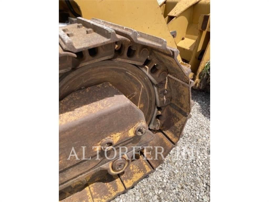 CAT 953D 推土機