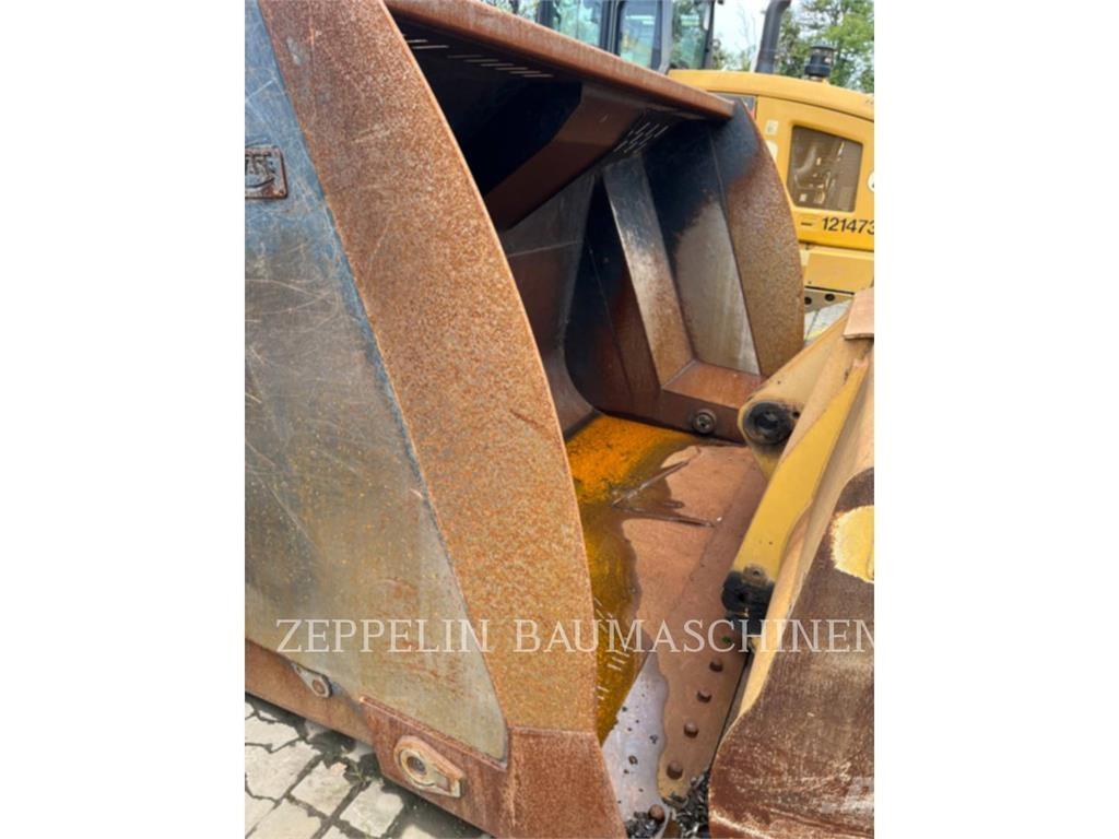 CAT 962M 輪胎式裝載機