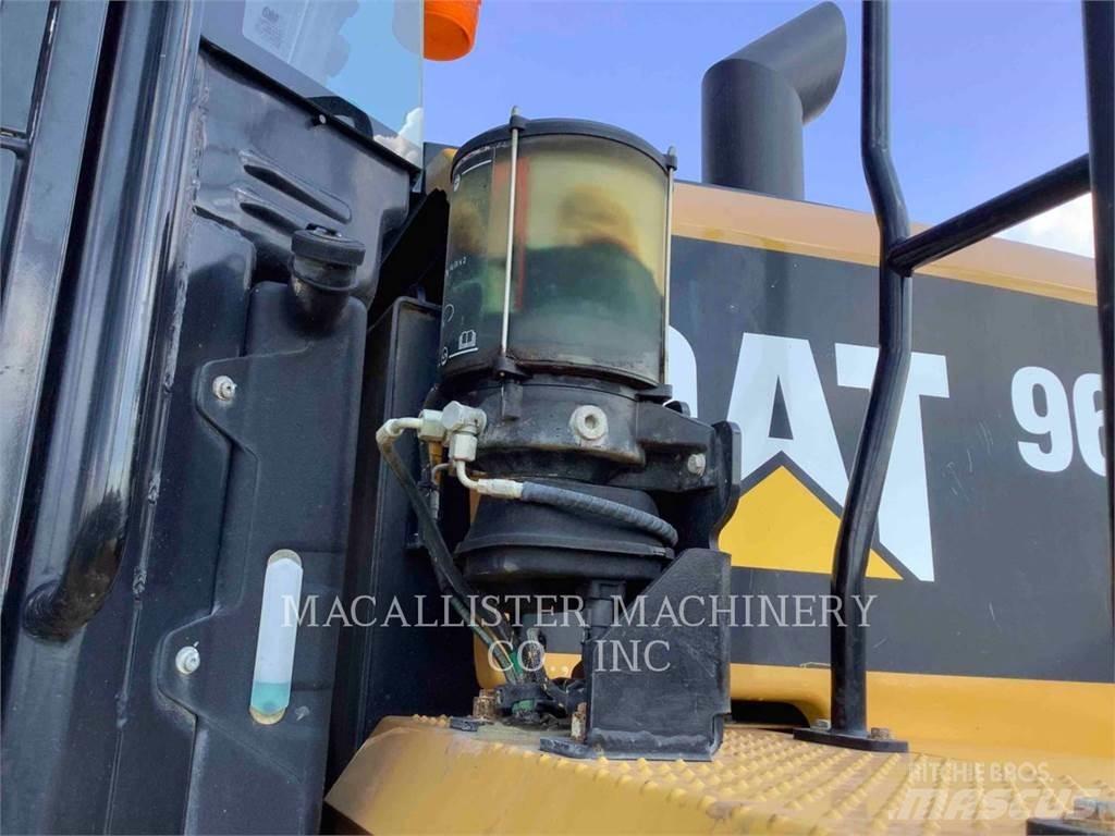 CAT 962M 輪胎式裝載機