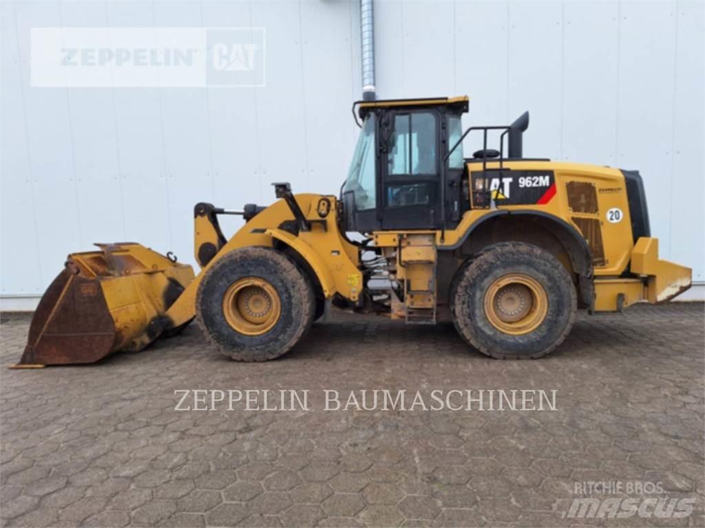 CAT 962M 輪胎式裝載機