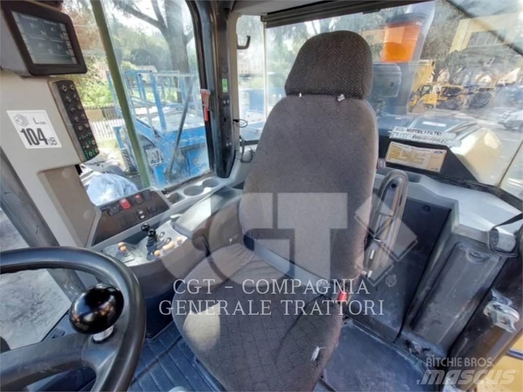 CAT 962M 輪胎式裝載機