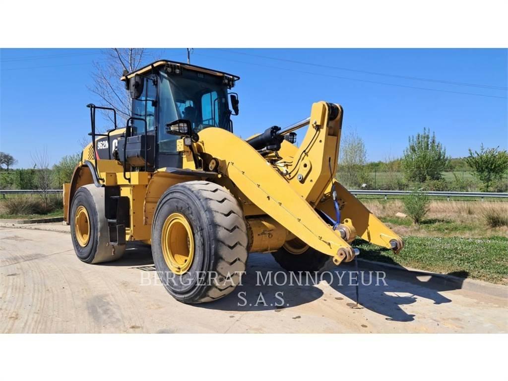 CAT 962M 輪胎式裝載機