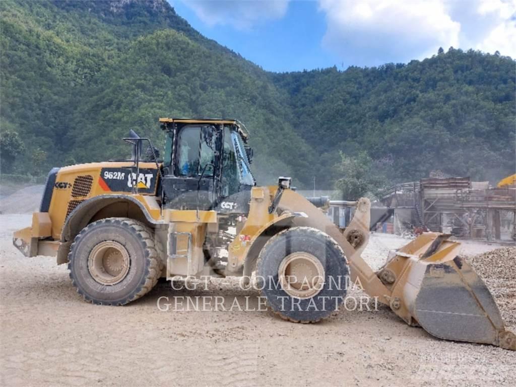 CAT 962M 輪胎式裝載機