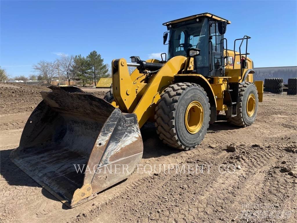 CAT 962M 輪胎式裝載機