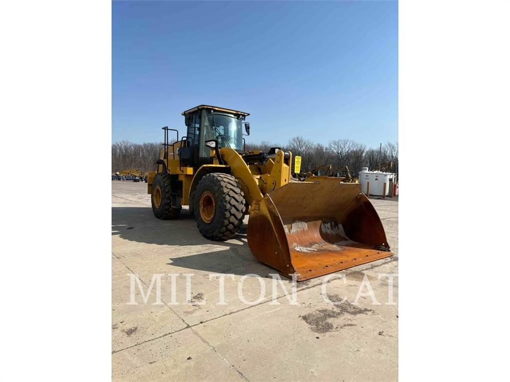 CAT 962M 輪胎式裝載機