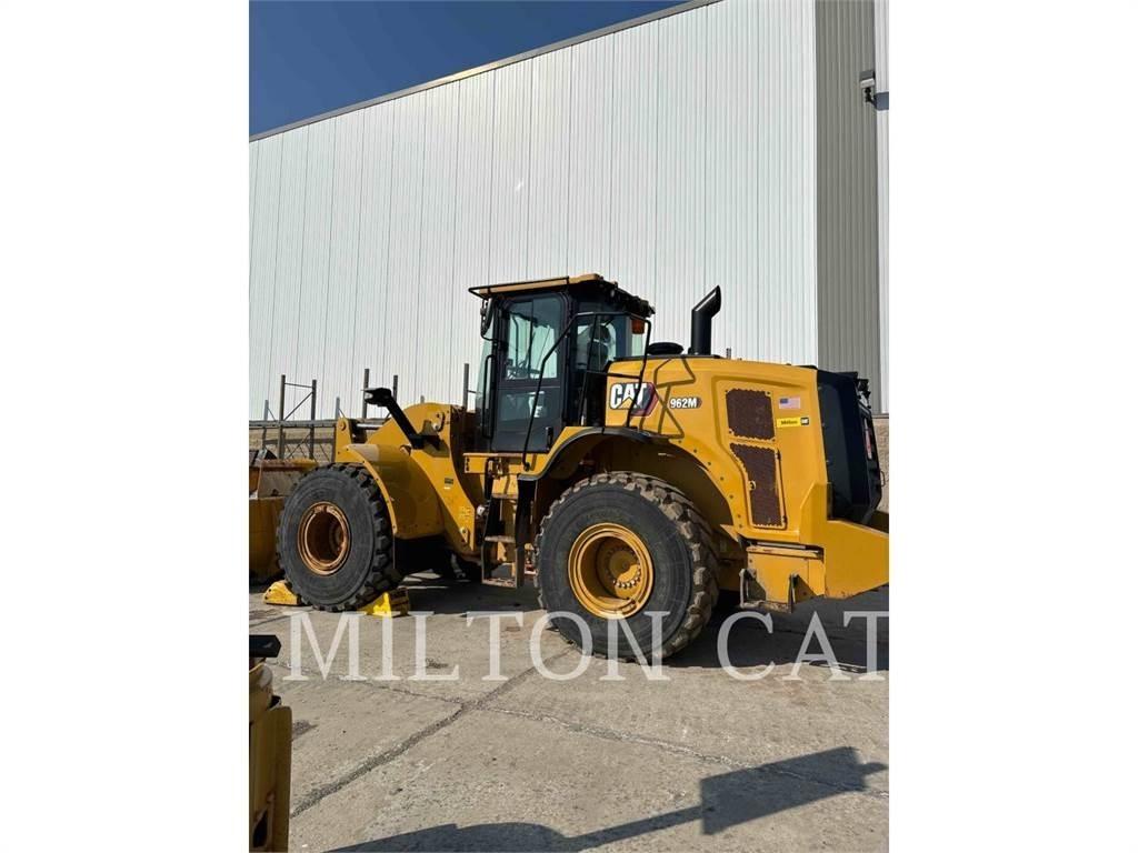 CAT 962M 輪胎式裝載機