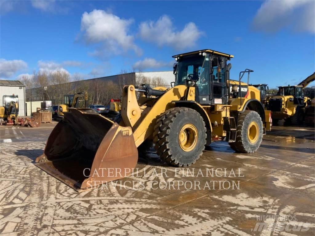 CAT 962M 輪胎式裝載機