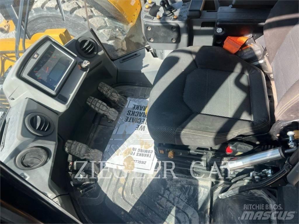 CAT 962M 輪胎式裝載機