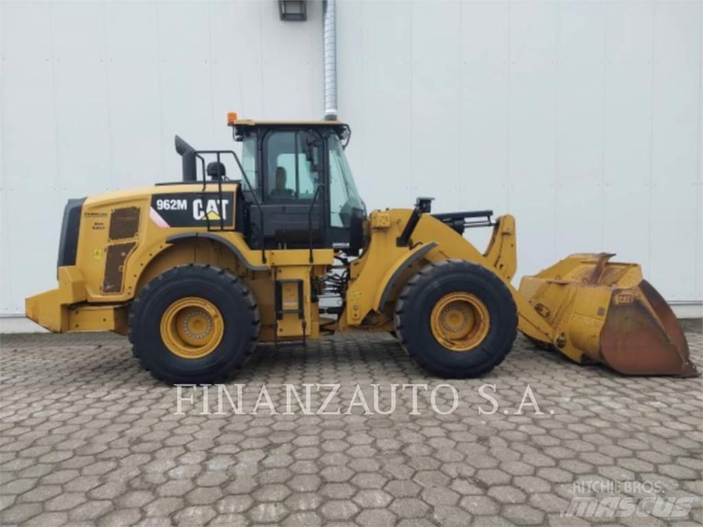CAT 962M 輪胎式裝載機