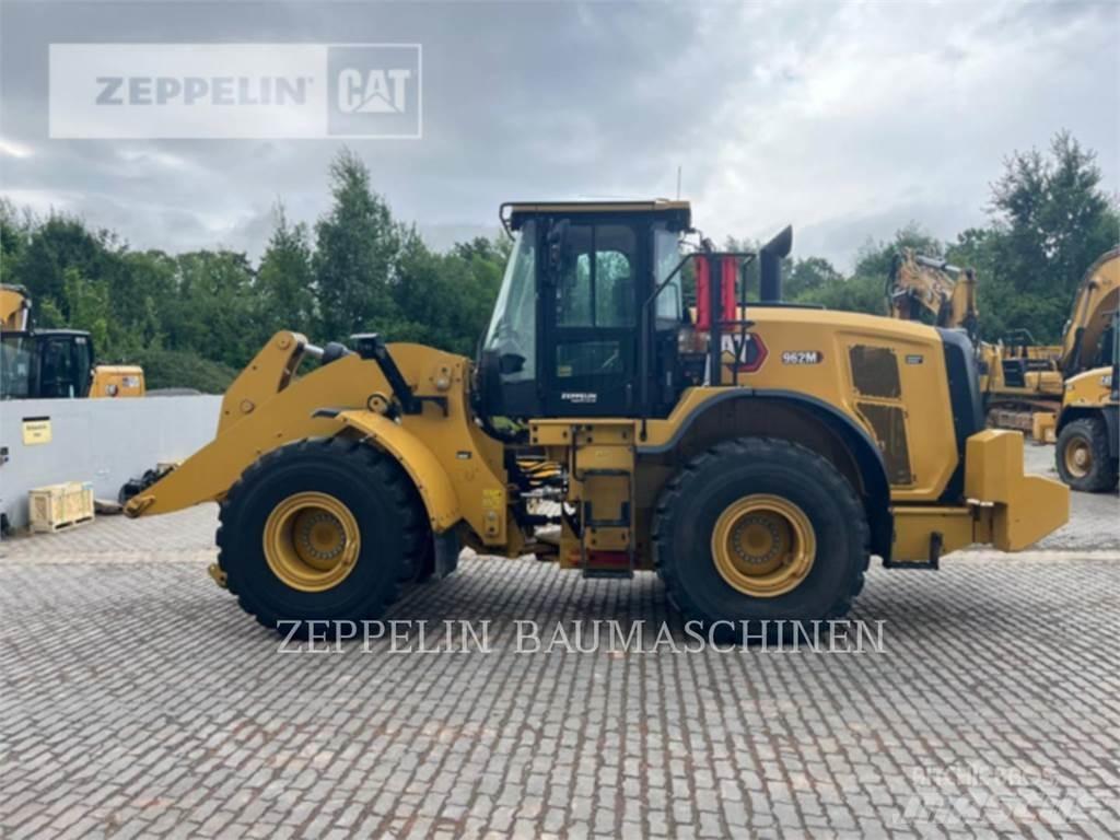 CAT 962M 輪胎式裝載機