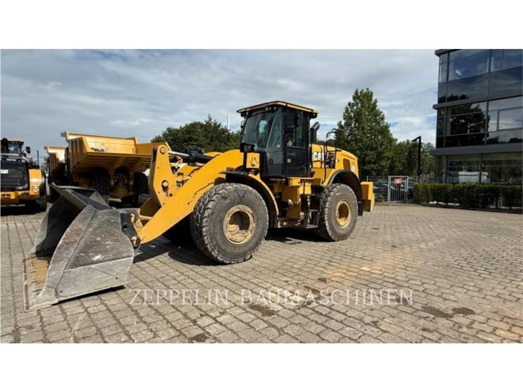 CAT 962M 輪胎式裝載機