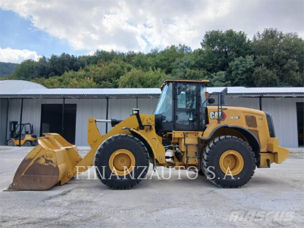CAT 962M 輪胎式裝載機