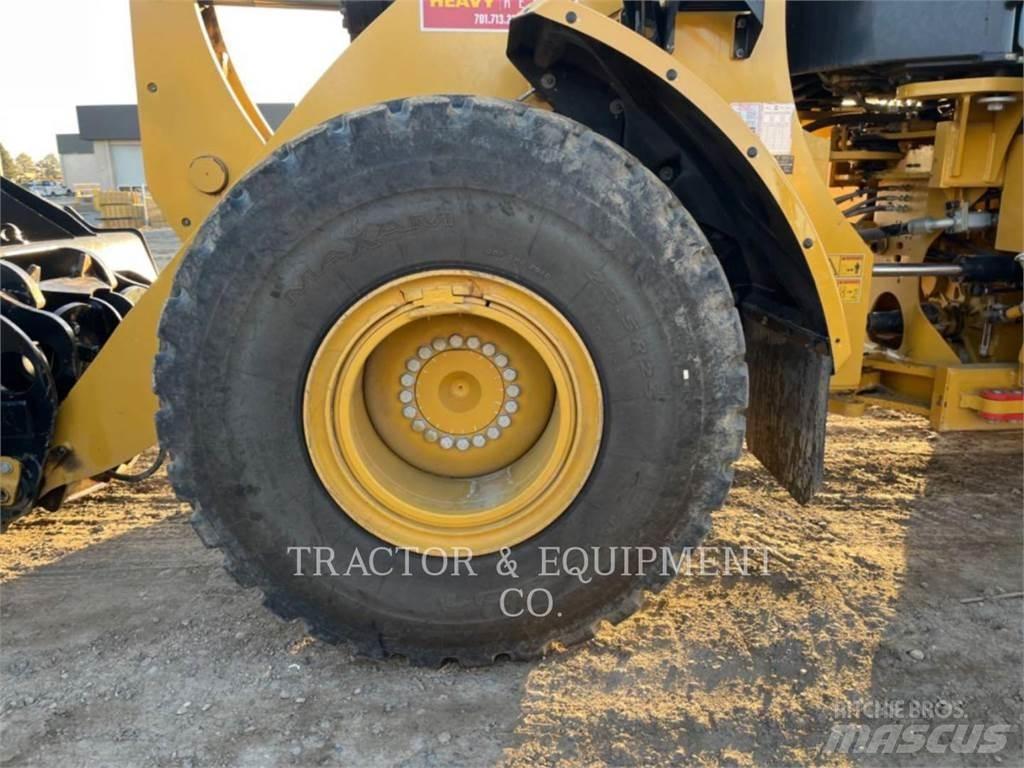 CAT 962M 輪胎式裝載機