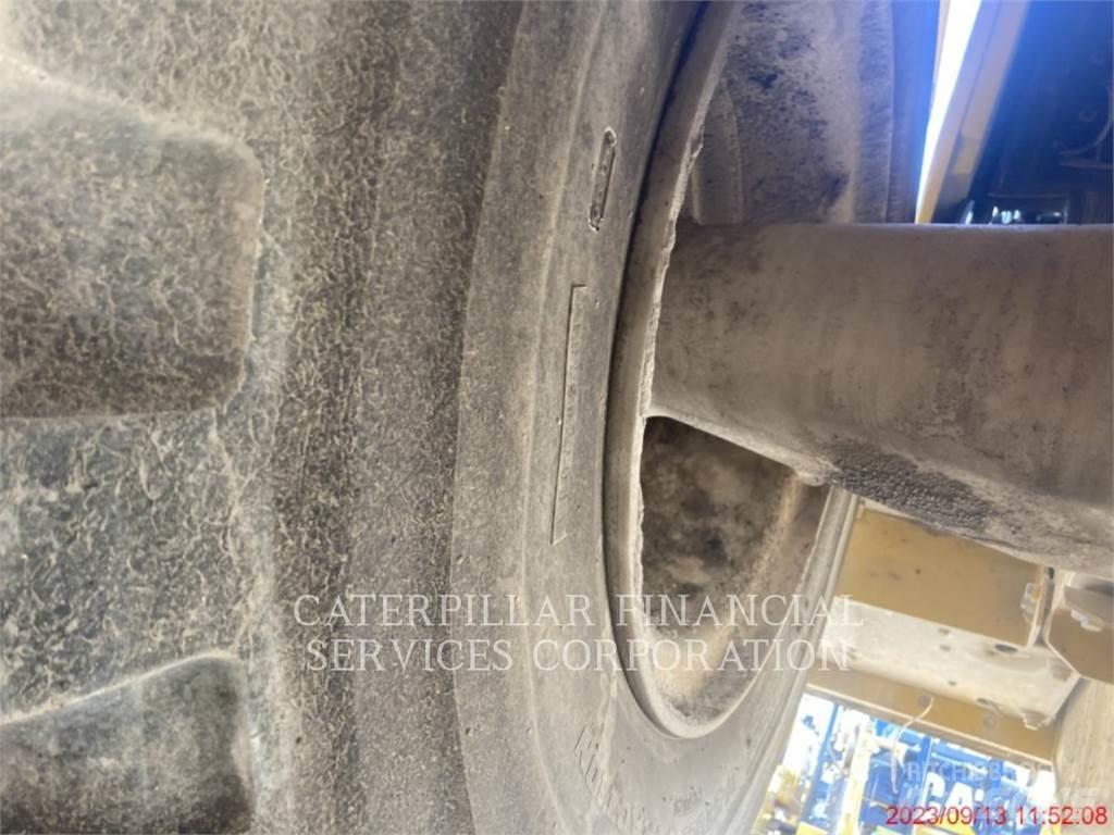 CAT 962M 輪胎式裝載機