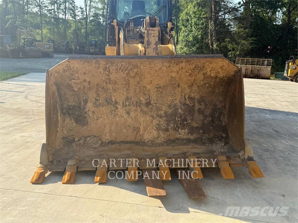CAT 963 K 推土機