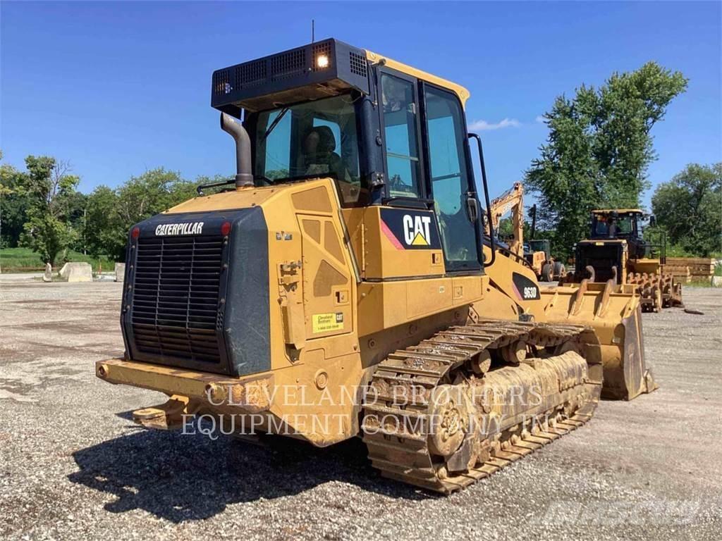 CAT 963D 推土機