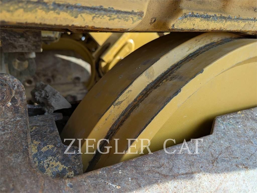 CAT 963K 推土機